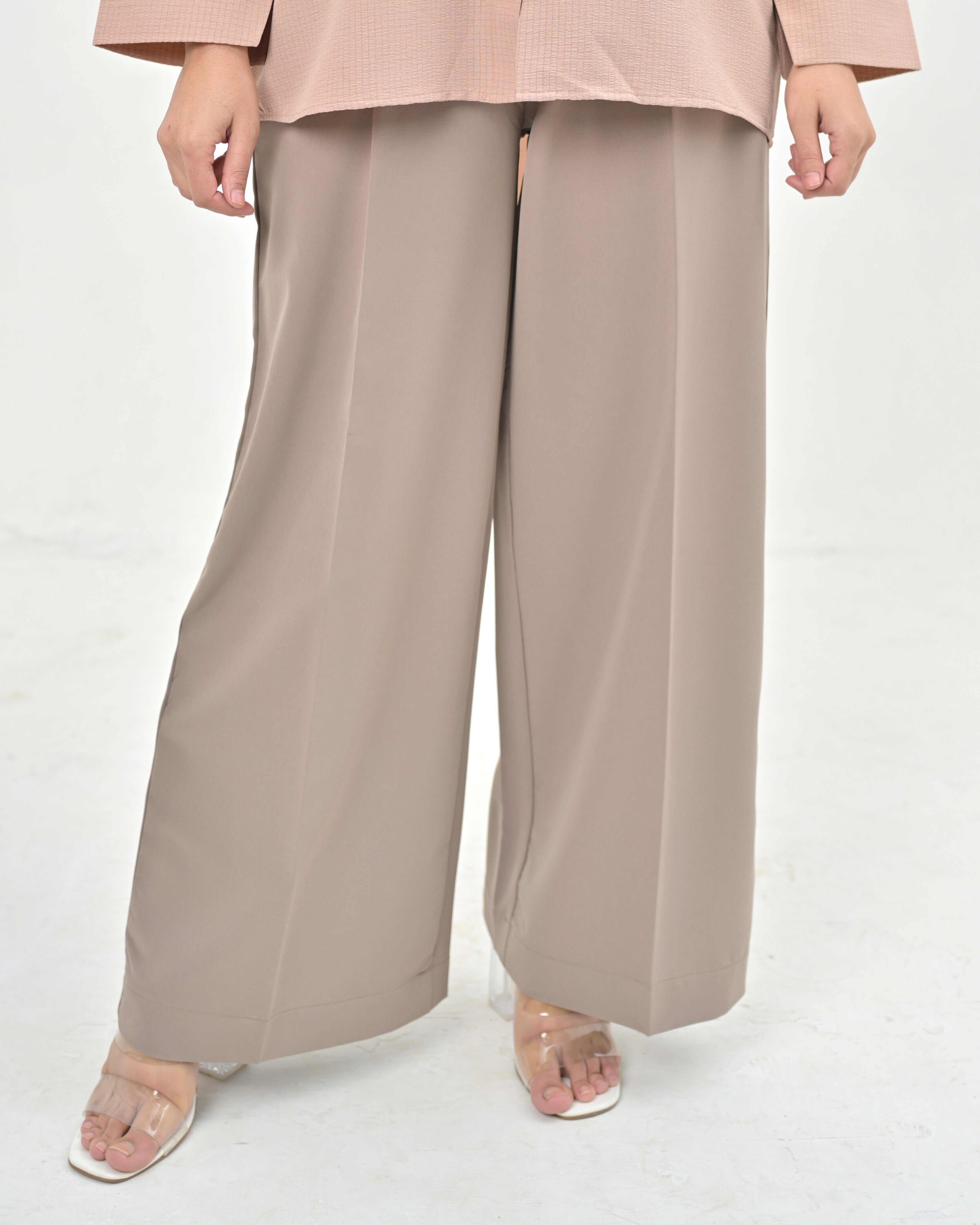 KHAK WIDE LEG PANT - Deep Beige