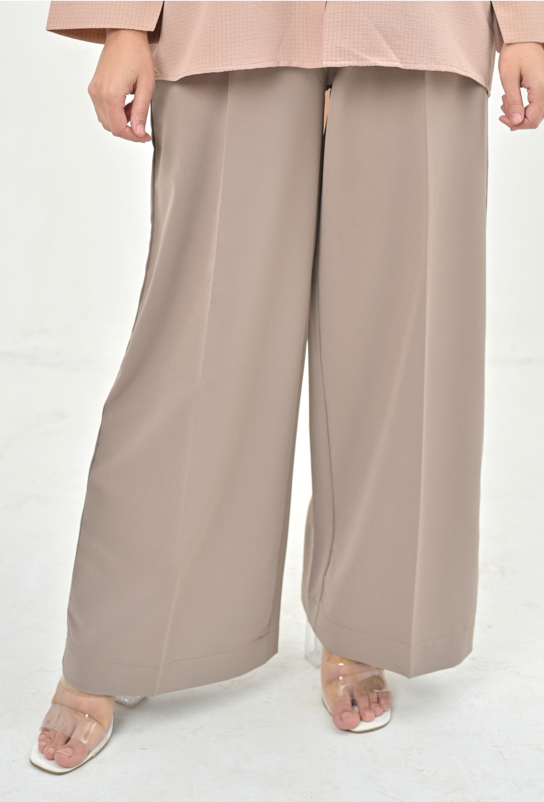KHAK WIDE LEG PANT - Deep Beige