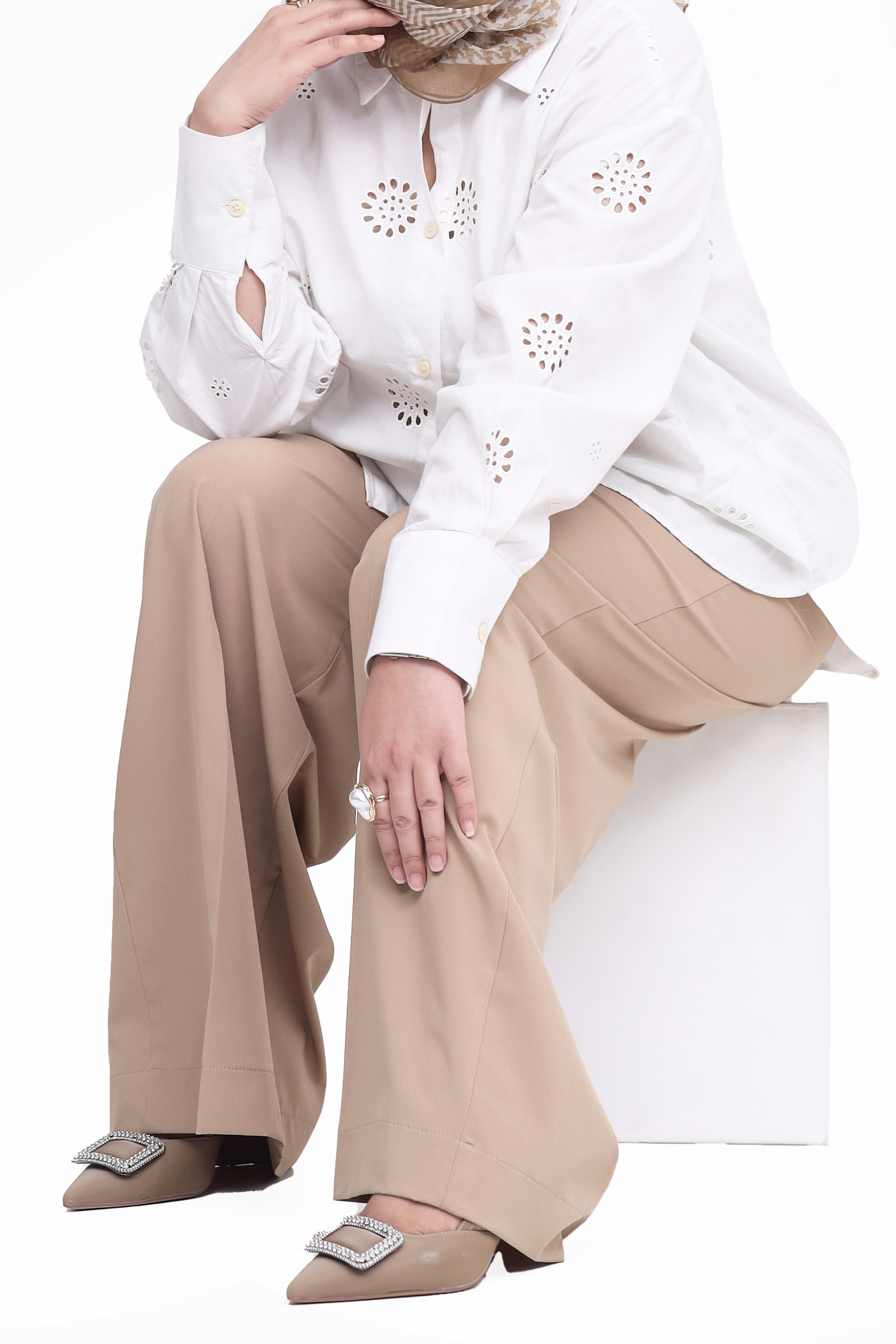 Luban Wide Leg Pant